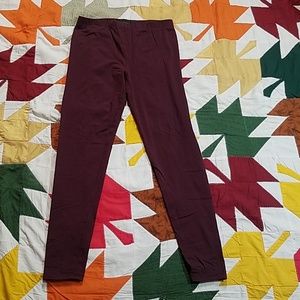 Maroon leggings